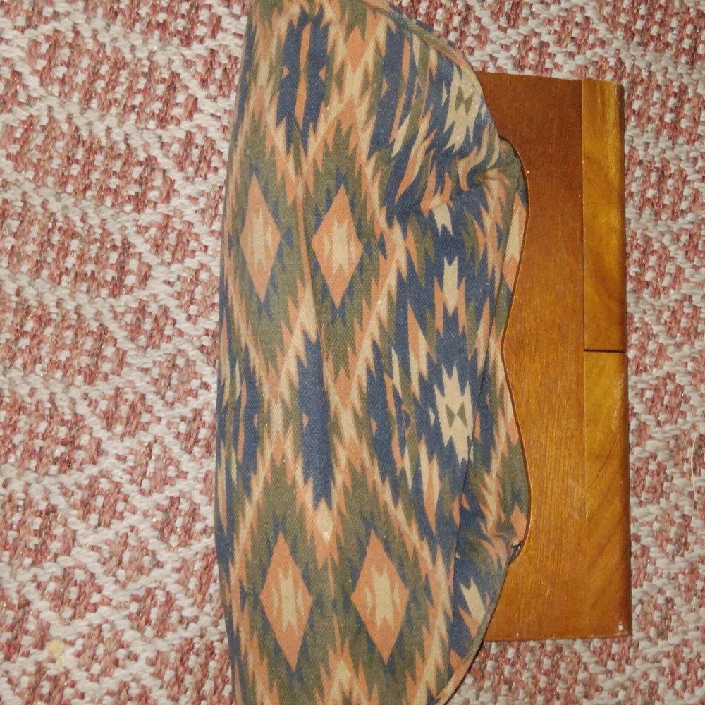 Geometric Pattern Clutch